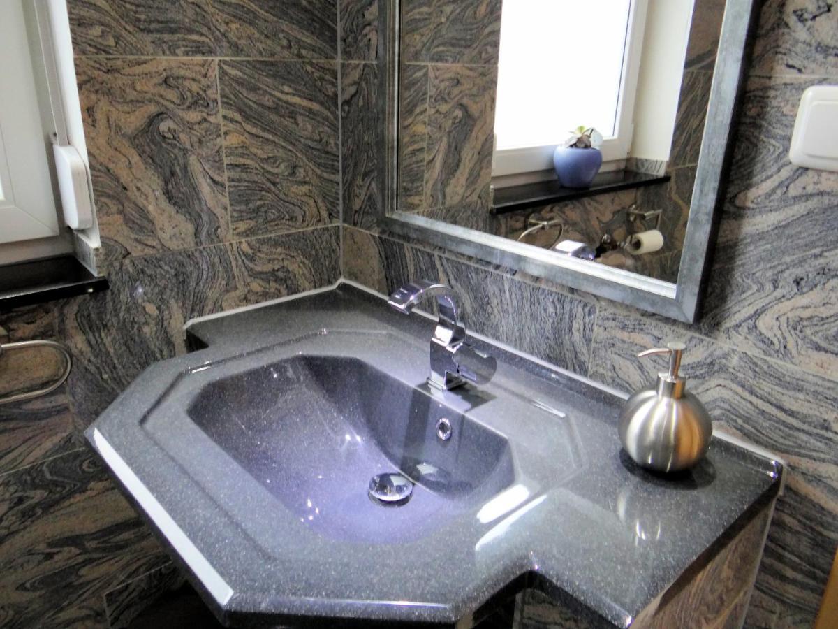 Travelers Home Hasloch  Екстер'єр фото