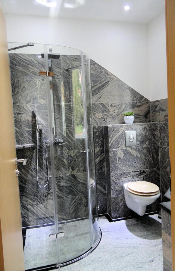 Travelers Home Hasloch  Екстер'єр фото