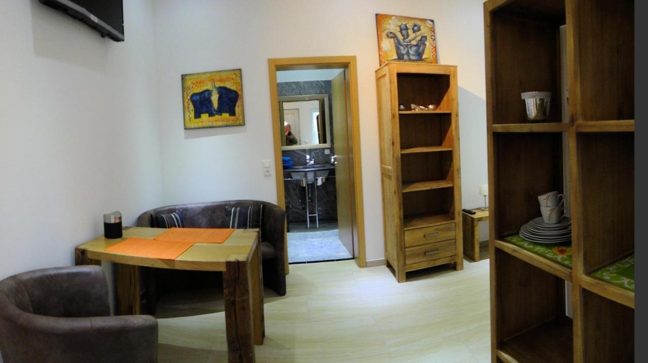 Travelers Home Hasloch  Екстер'єр фото