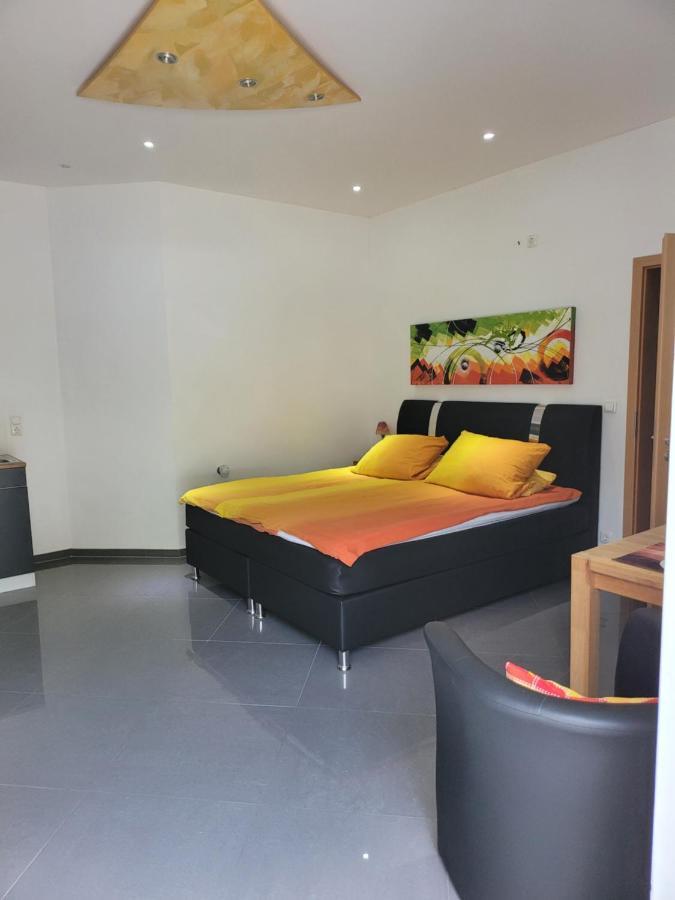 Travelers Home Hasloch  Екстер'єр фото